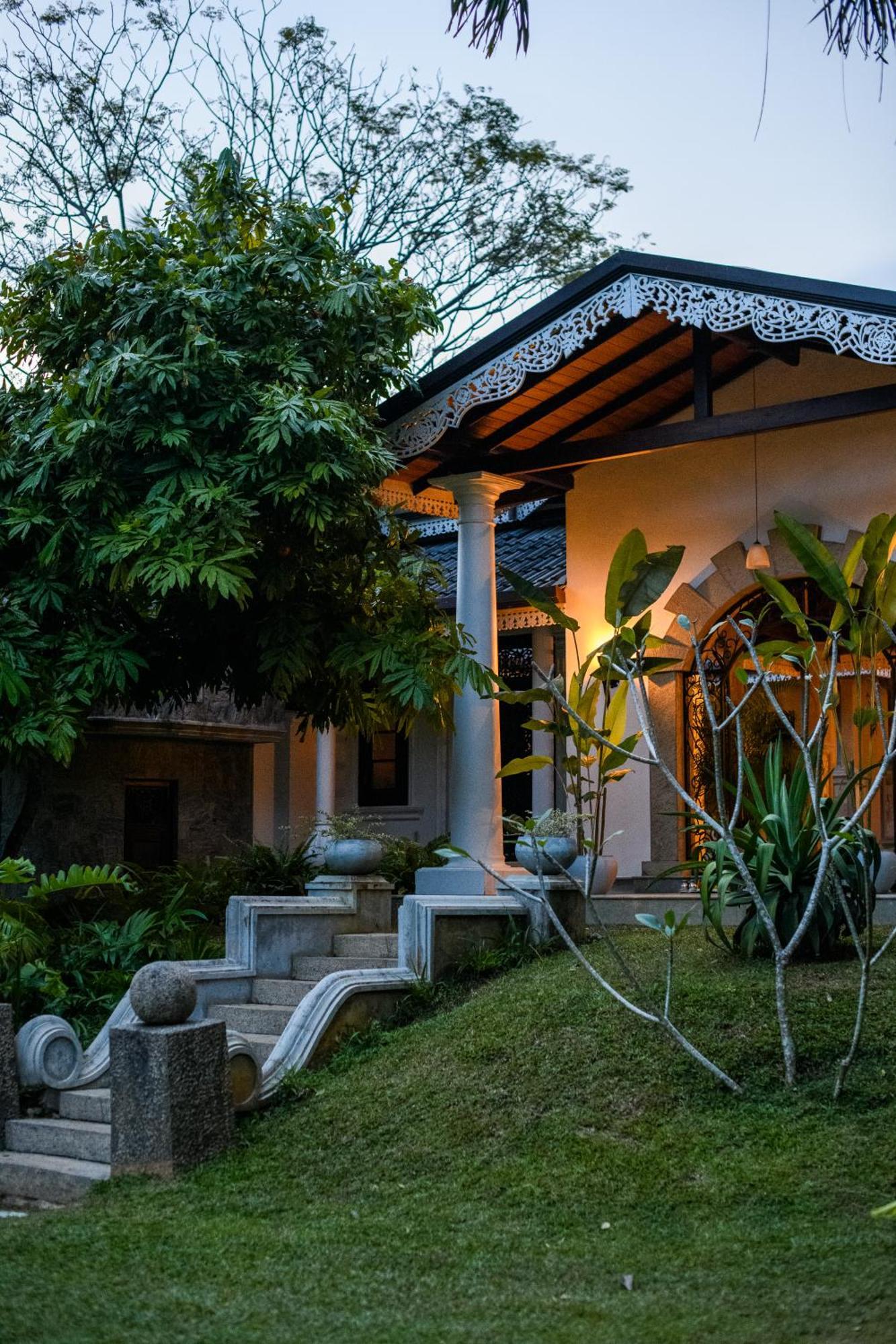 Roots Retreat Hotel Unawatuna Eksteriør billede