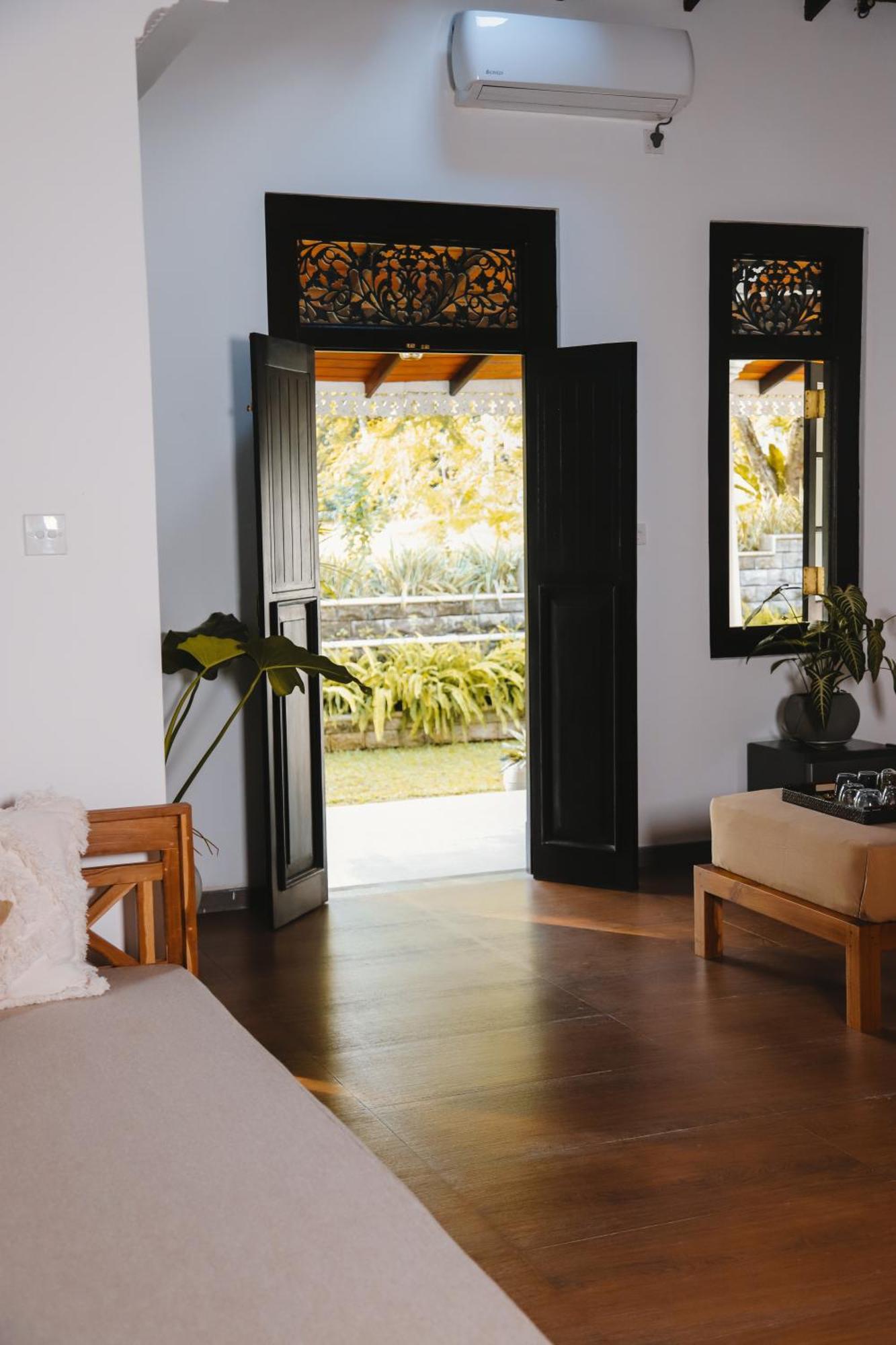 Roots Retreat Hotel Unawatuna Eksteriør billede